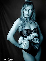 Exciting mature girls in their solo play