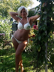 Super Sexy Milf, Granny galerry